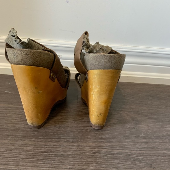 Wedge sandals - Picture 2 of 4